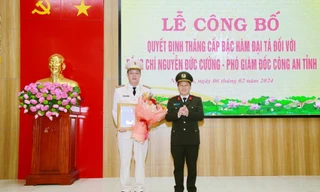 Phó Giám đốc Công an tỉnh Nghệ An được thăng cấp bậc hàm 