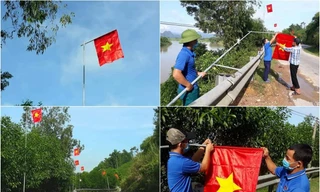 Bạn trẻ 'thay áo mới' đường làng chào mừng ngày Quốc khánh