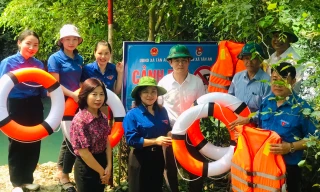 Đa dạng các hoạt động phòng chống đuối nước của tuổi trẻ Nghệ An