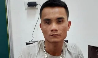 Giấu ma túy trên nóc xe đầu kéo, tài xế vẫn bị phát hiện, bắt giữ