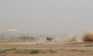 Pháo phản lực Nga 'rầm rập' khai hỏa tại căn cứ lớn nhất ở nước ngoài