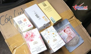 Hà Nội: Bắt giữ hàng ngàn hộp mỹ phẩm không rõ nguồn gốc