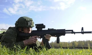 Trực tiếp thử nghiệm hai loại tiểu liên AK-12K và AK-15K