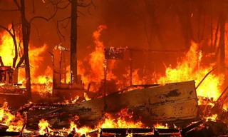 Hàng chục người thiệt mạng trong đại hỏa hoạn như ngày tận thế ở Cali
