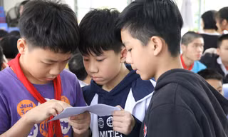 Đưa tình yêu Toán đến học sinh trường khiếm thính