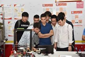 Sinh viên làm nghiên cứu được trả lương hàng tháng