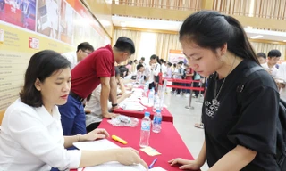 Hàng loạt trường đại học công bố điểm chuẩn theo phương thức xét tuyển học bạ