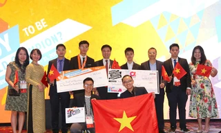 Đội tuyển Việt Nam tại lễ trao giải