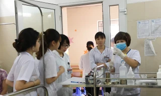 Bộ Y tế nói gì vụ học phí trường Y Dược tăng đến 70 triệu đồng/năm?