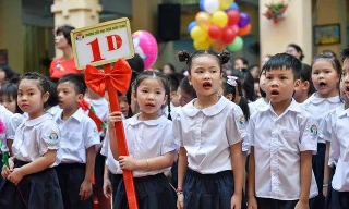 Học sinh đang bị biến thành các cỗ máy học - thi 