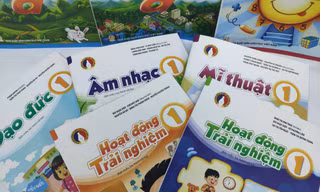 Bộ Giáo dục xin rút viết sách giáo khoa: Không sửa Nghị quyết