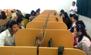 Để đạt chuẩn ngoại ngữ, các trường ĐH cũng đau đầu