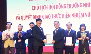 Công bố quyết định bổ nhiệm Chủ tịch Hội đồng trường ĐH Y Hà Nội