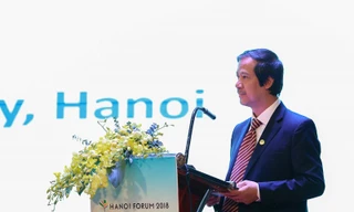 PGS.Nguyễn Kim Sơn, giám đốc ĐH Quốc gia Hà Nội phát biểu khai mạc diễn đàn Hà Nội 2018