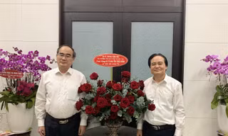Bộ trưởng Bộ GD&ĐT Phùng Xuân Nhạ thăm chúc mừng nguyên Bộ trưởng GD&ĐT GS.TS Nguyễn Thiện Nhân