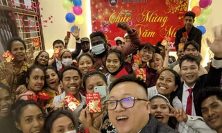 Lưu học sinh quốc tế háo hức ăn tết tại Việt Nam