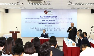 Một buổi giảng bài đặc biệt tại ĐH Việt Nhật