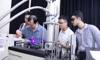 Nghiên cứu khoa học tại trường ĐH Khoa học Tự nhiên, ĐHQGHN