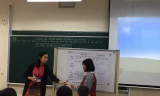 Cô Trần Thị Ngọc Khánh với tiết dạy của mình