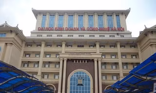 Hé lộ hàng loạt sai phạm tại trường ĐH Kinh doanh và Công nghệ