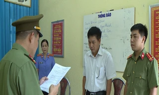 Khởi tố Phó giám đốc Sở Giáo dục Sơn La và 4 cán bộ