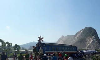 Mới nhất vụ lật tàu chở 400 khách khiến 12 người thương vong