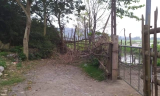 Đường lên động Tiên Sơn vẫn 'tắc' bất chấp thông báo của chính quyền