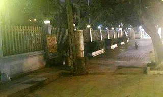 Nhóm người bịt mặt nổ súng khiến hai thanh niên thương vong