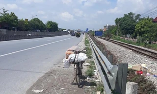 Mẹ ca sĩ Châu Việt Cường tử vong vì tai nạn tàu hoả