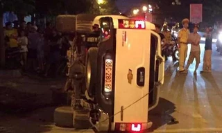 Hé lộ chủ nhân chiếc xe bán tải nghi cố ý đâm văng 2 người dừng đèn đỏ