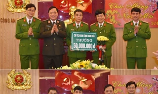 Thưởng nóng vụ bắt đối tượng siết cổ người đàn ông độc thân