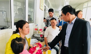 Tạm dừng ăn bán trú ở trường có 130 trẻ nhập viện nghi ngộ độc thực phẩm