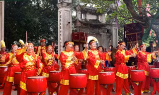 Cận cảnh nghi lễ thề trung hiếu đền Đồng Cổ (Hà Nội)