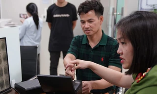 NSND Xuân Bắc làm căn cước mới ngay từ 1/7