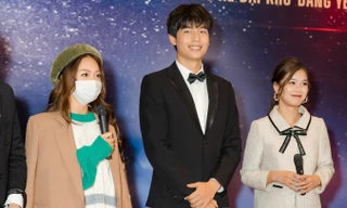 Quốc Anh bên cạnh Khả Ngân và Hoàng Yến Chibi