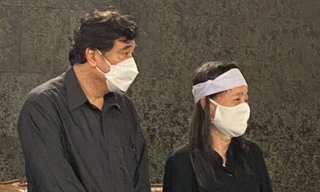 Người thân nức nở tại lễ tang Á hậu Thu Mai