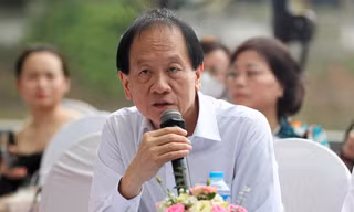 Con trai Đại tướng Võ Nguyên Giáp: ‘Ba dạy tôi viết thư, học sử, đọc sách từ khi học vỡ lòng’