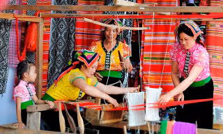 Cần thêm nguồn nhân lực hiểu biết sâu về văn hóa dân tộc thiểu số