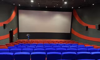 Ra mắt 8 phòng chiếu hiện đại 