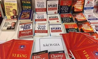 Phát hiện hơn 10 tấn sách bán thành phẩm in lậu