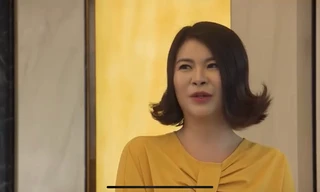 Linh (Kim Oanh) luôn tìm cách tiếp cận người năm xưa cô yêu đơn phương