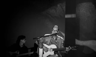 Em gái nhạc sĩ Trịnh Công Sơn khóc thấy hình ảnh anh trai trên phim