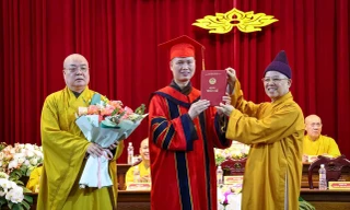 Trao bằng tiến sĩ Phật học đầu tiên của Học viện Phật giáo Việt Nam tại Hà Nội 