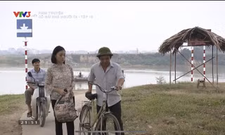 Ông Bá (Quang Tèo) chịu đón con gái Uyên (Phương Oanh) về nhà sau vụ cháy