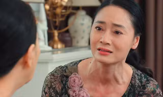 Xuân (Quách Thu Phương) cảm động vì mẹ chồng luôn quan tâm nhưng không thể hiện