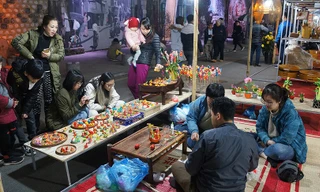 Chuẩn bị cho không gian chợ hoa Tết Hàng Lược và không gian Bích họa Phùng Hưng