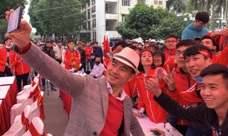 NSƯT Xuân Bắc đốt nóng không khí tại ĐH Bách Khoa