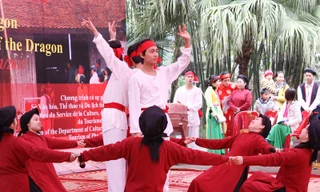 Ăn chơi ở bảo tàng