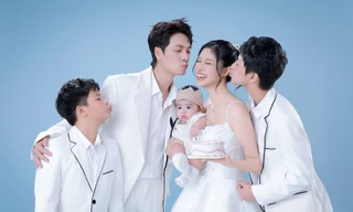 Bà xã Đăng Khôi đón tuổi mới, khoe khoảnh khắc hạnh phúc của gia đình 5 người