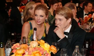 Thực hư tin đồn Taylor Swift và bạn trai cũ Joe Alwyn "gưỡng vỡ lại lành" 
